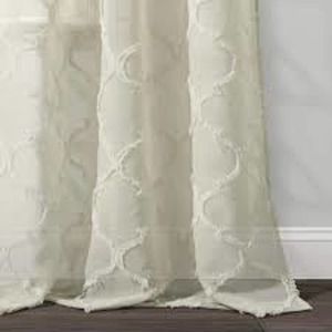 Lush Decor 2-Panel Avon Window Curtain cream 54x84